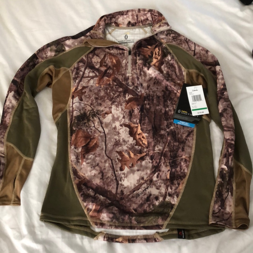Men’s Size L Cabela’s Camo Base Layer